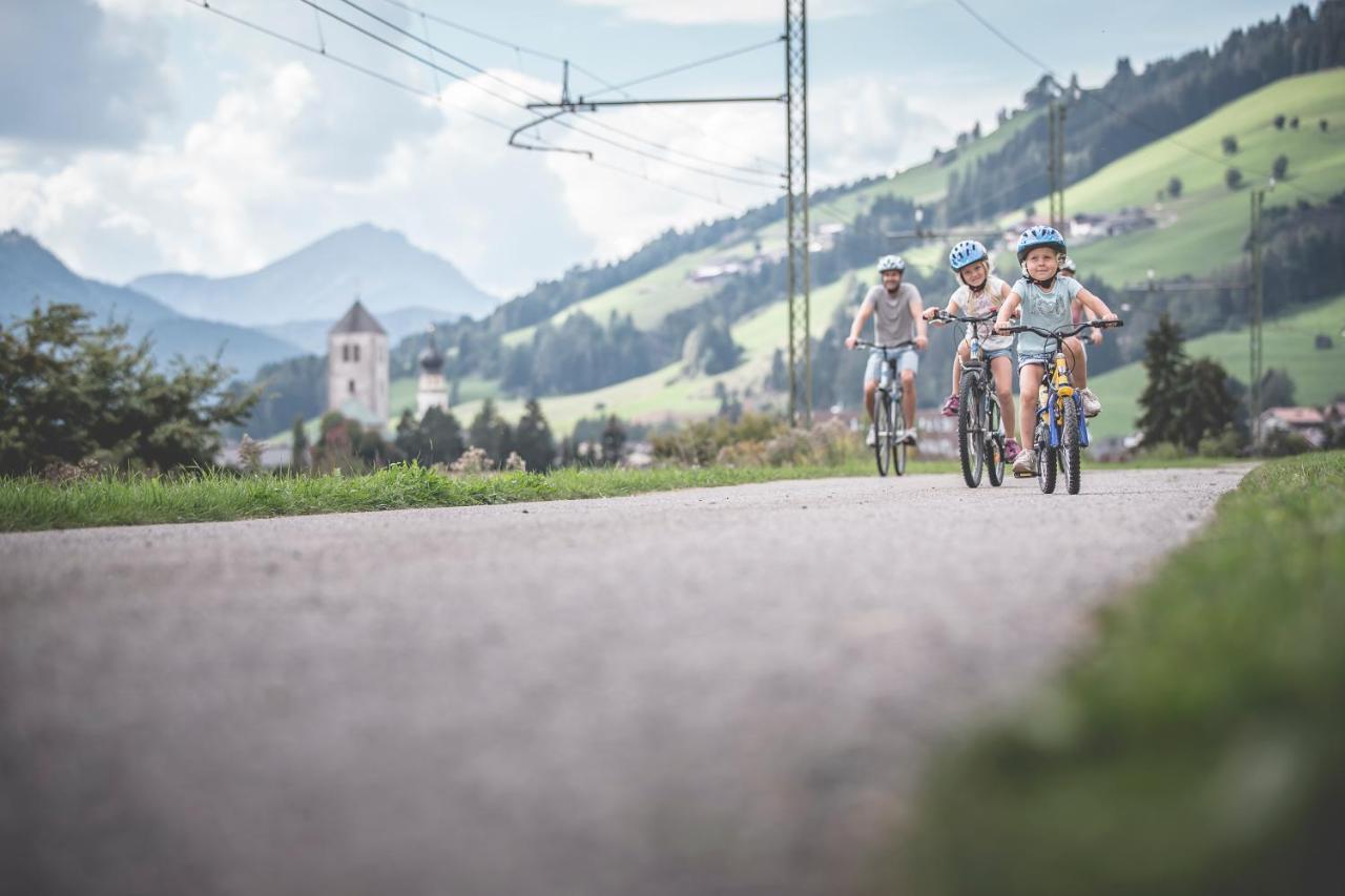 Aurturist S Candido Roulette Innichen Buitenkant foto